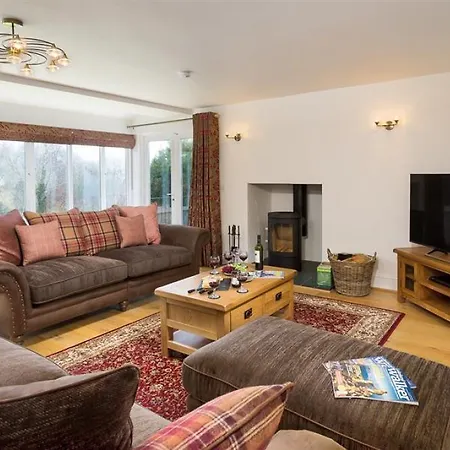 بيت للعطل Dow Crag House *